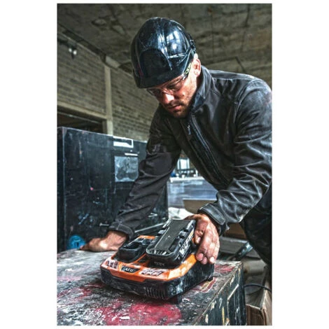 Chargeur AEG 12-18V Li-ion 60min BLK 1218 - Noir Et Orange 4 Chargeur AEG 12-18V Li-ion 60min BLK 1218 - Noir Et Orange – Image 2